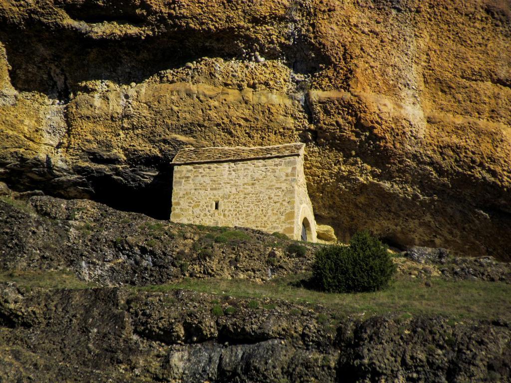 Albergue De Yebra Yebra de Basa Kültér fotó