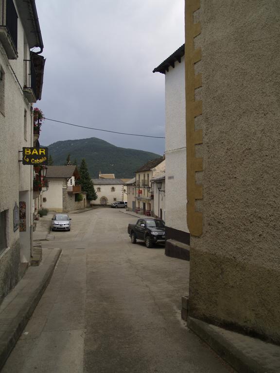 Albergue De Yebra Yebra de Basa Kültér fotó